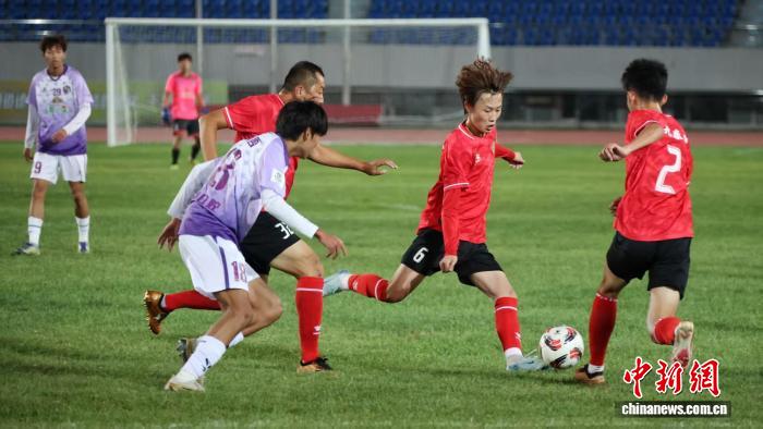 中冠联赛黑龙江赛区在大庆正式开幕，14支队伍齐