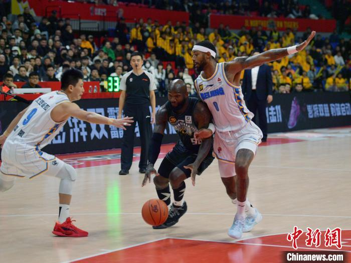 吉林东北虎逆转击败北汽结束六连胜，CBA联盟再