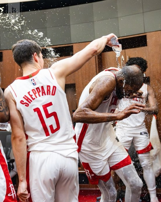 杜兰特历史性突破超越乔丹登顶历史得分榜第五