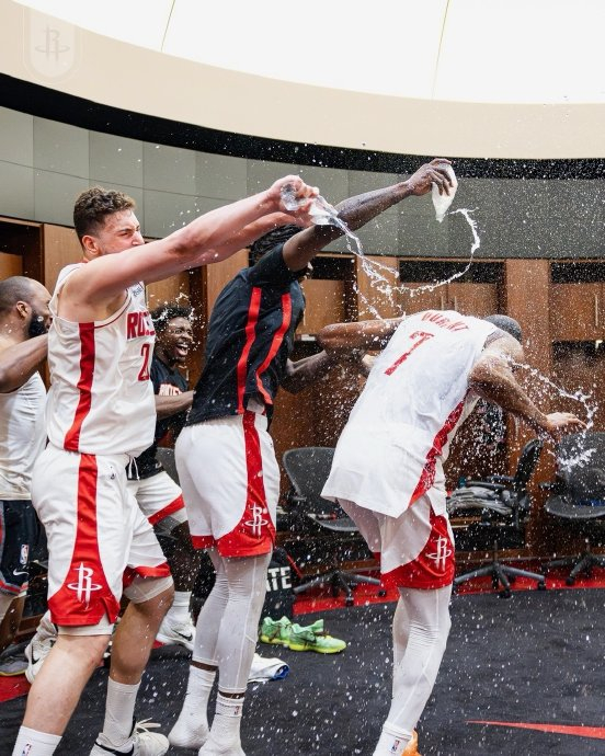 杜兰特历史性突破超越乔丹登顶历史得分榜第五