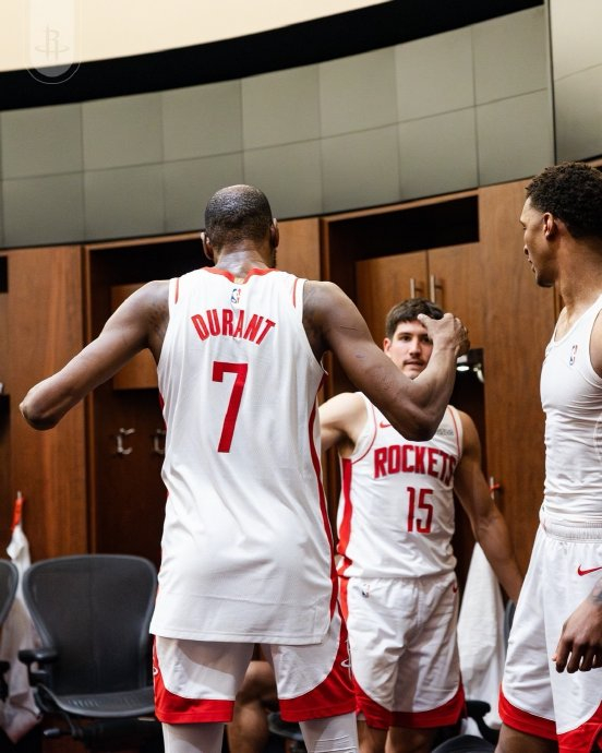 杜兰特历史性突破超越乔丹登顶历史得分榜第五