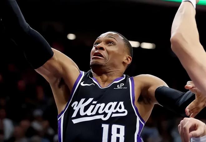 NBA现役球员运动战进球数TOP5：詹姆斯领跑，杜兰