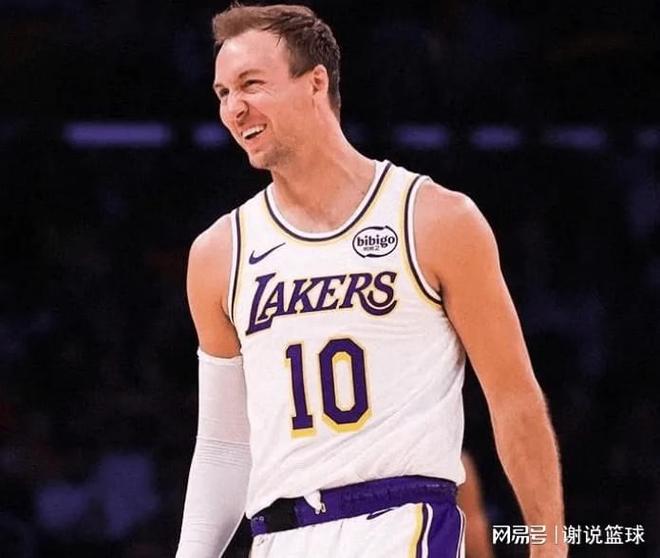 湖人总比分3-0领先却陷危机 火箭客场逆转逼平系